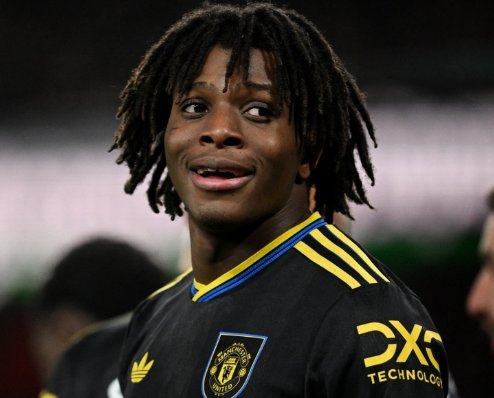 Dorgu liên tiếp toả sáng trong màu áo MU. Ảnh: Reuters.