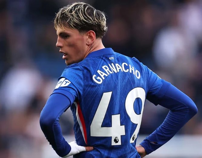 Cựu sao của MU Garnacho cũng chỉ là dự bị ở Chelsea. ẢNH: MIRROR/GETTY